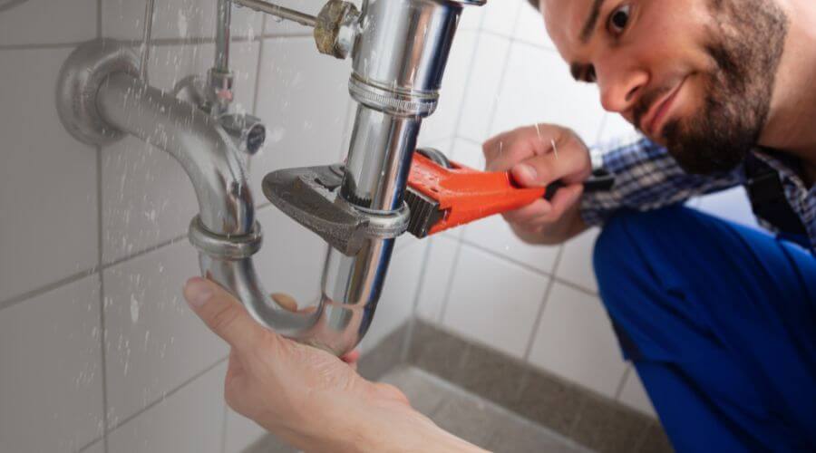 Professional same day plumber services in Edgewood, TX